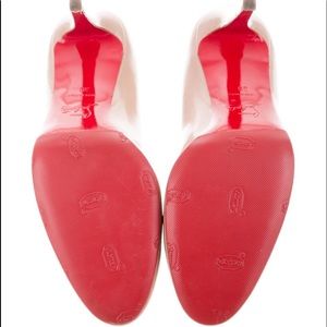 Nude Christian Louboutin